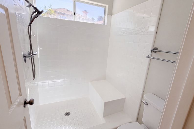 Photo 13 of 19 of 1827 Corte Amarillo, Oceanside, CA