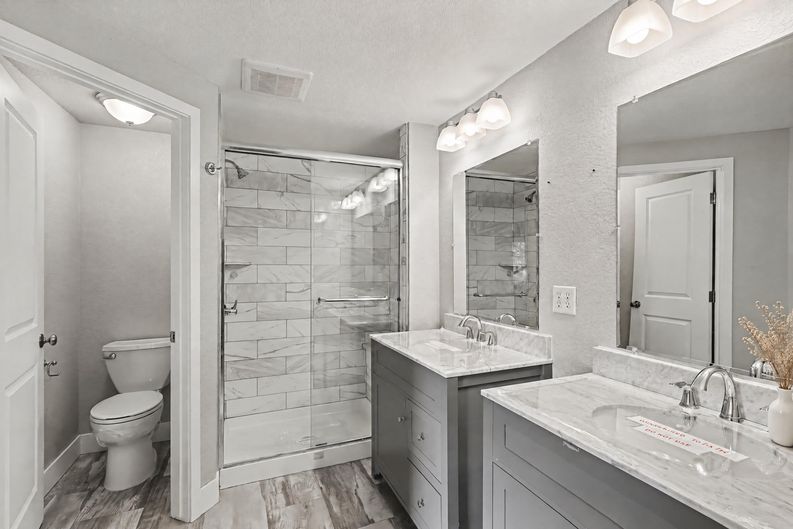 Photo 14 of 20 of 701 Eldora Pl, Longmont, CO