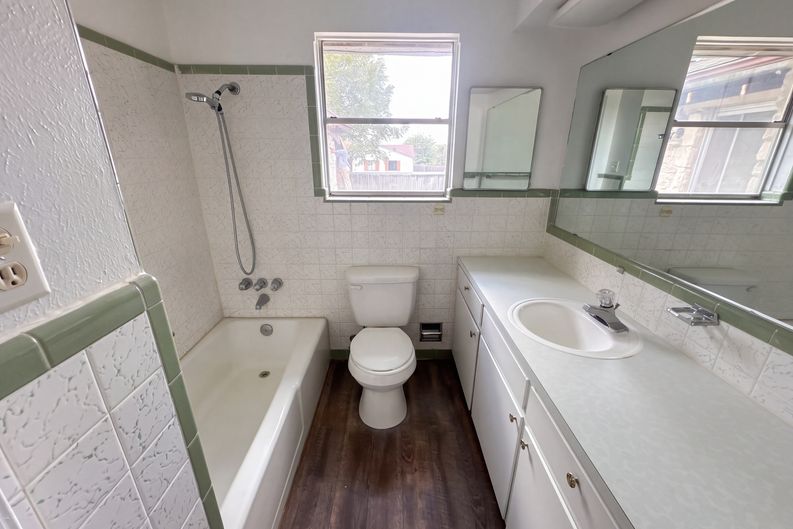 Photo 11 of 16 of 501 Ridge St, Copperas Cove, TX