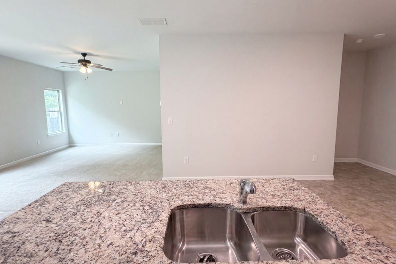 Photo 11 of 26 of 5053 Pioneer Pkwy, McDonough, GA