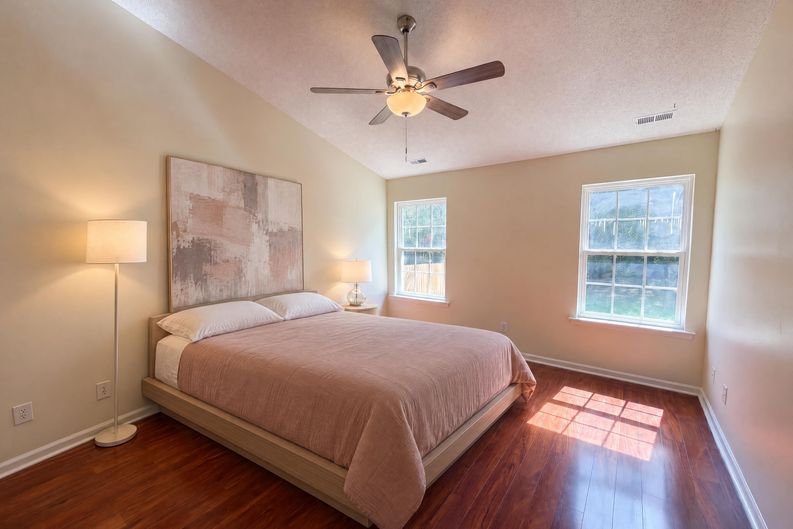 Photo 10 of 17 of 5512 Spindlewood Ct, Durham, NC