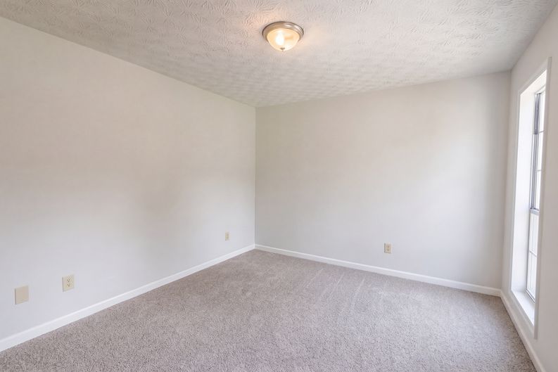 Photo 21 of 30 of 4050 Paloverde Dr NW, Kennesaw, GA