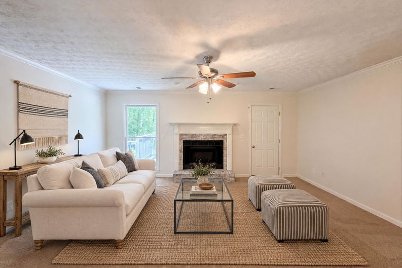 Photo 3 of 22 of 213 Carl Parker Rd, Hampton, GA