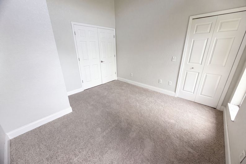 Photo 15 of 29 of 711 SE Celtic Ave, Port Saint Lucie, FL