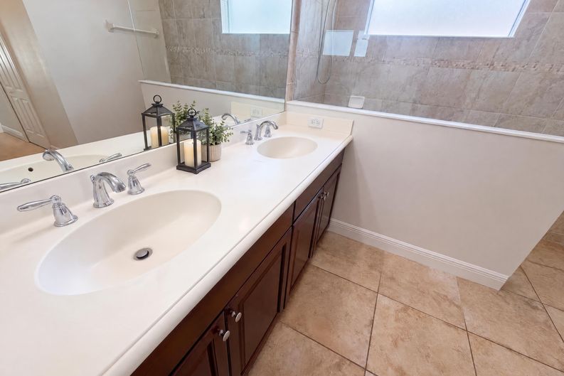 Photo 26 of 47 of 1416 Hickory View Cir, Parrish, FL