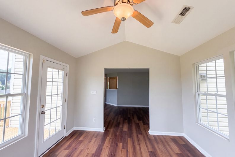 Photo 10 of 28 of 112 Rockbridge Ct, Kernersville, NC