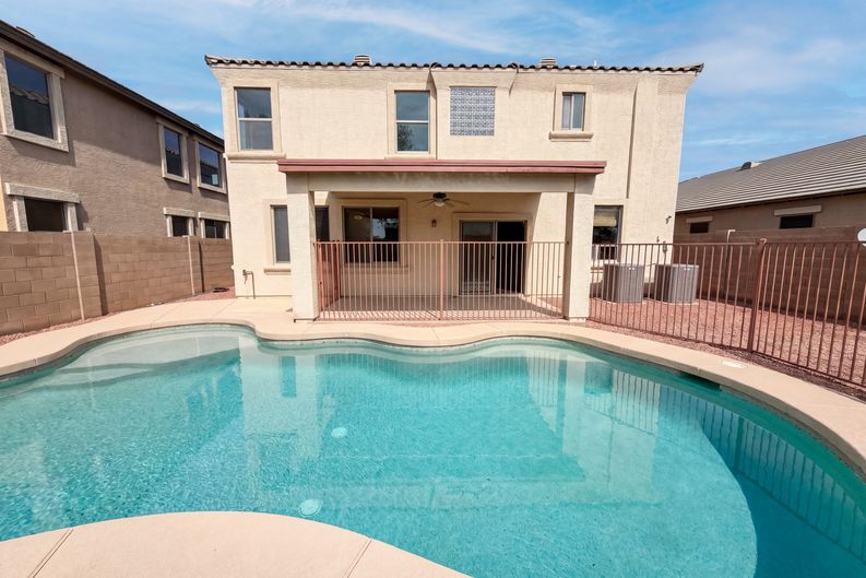 Photo 5 of 40 of 2993 S 160th Ln, Goodyear, AZ