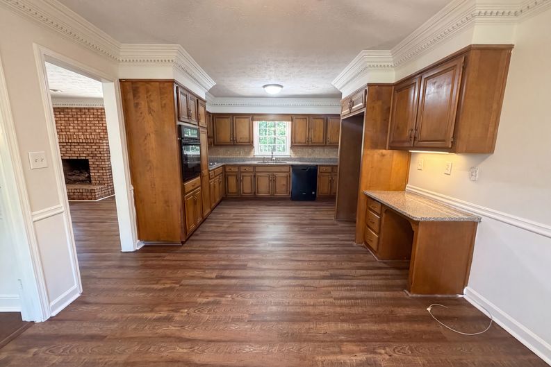 Photo 20 of 29 of 4379 Inns Brook Dr, Snellville, GA