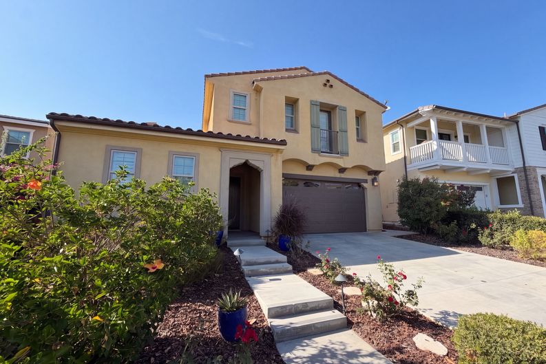 Photo 31 of 37 of 627 E Orange Blossom Way, Azusa, CA