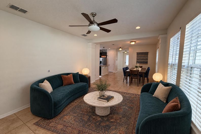 Photo 10 of 39 of 8231 Laureate Blvd, Orlando, FL