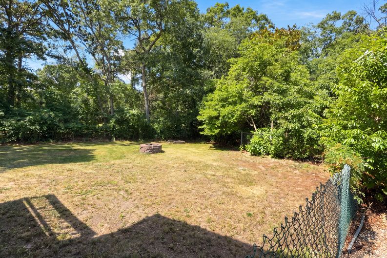 Photo 18 of 25 of 24 Hogan Ct, Little Egg Harbor, NJ