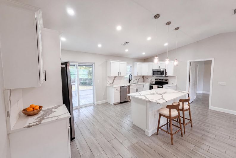 Photo 21 of 37 of 8165 Ridge Rd, Weeki Wachee, FL