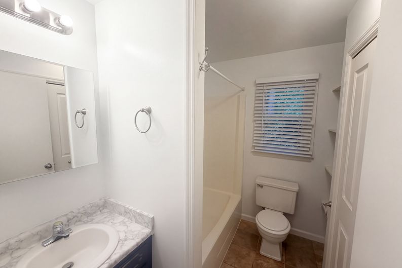 Photo 9 of 14 of 6908 Laurdane Rd, Raleigh, NC