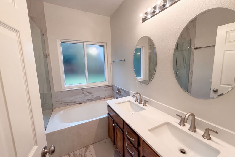 Photo 7 of 15 of 509 Paso Fino Trl, Cedar Park, TX