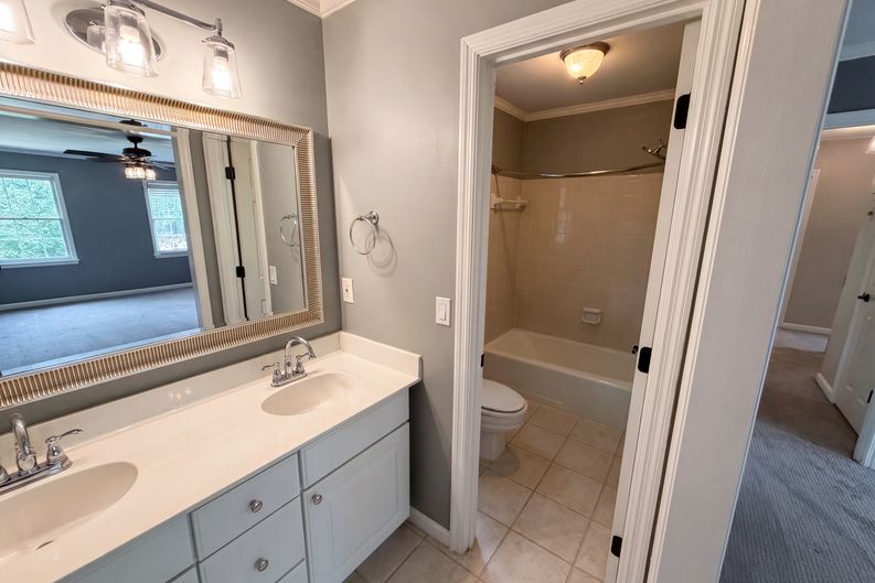 Photo 14 of 23 of 3514 Nettle Ln NE, Roswell, GA