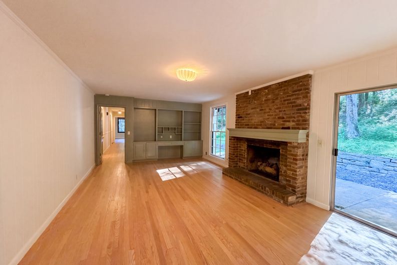 Photo 3 of 29 of 1904 Cromwell Dr, Nashville, TN