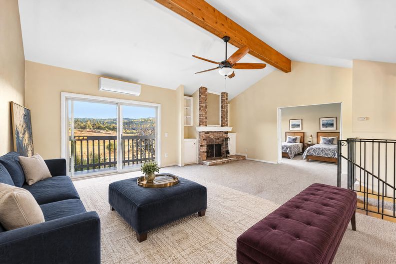 Photo 3 of 26 of 31908 Del Cielo Este, Bonsall, CA