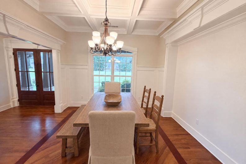 Photo 9 of 27 of 7510 Sunridge Ln, Douglasville, GA