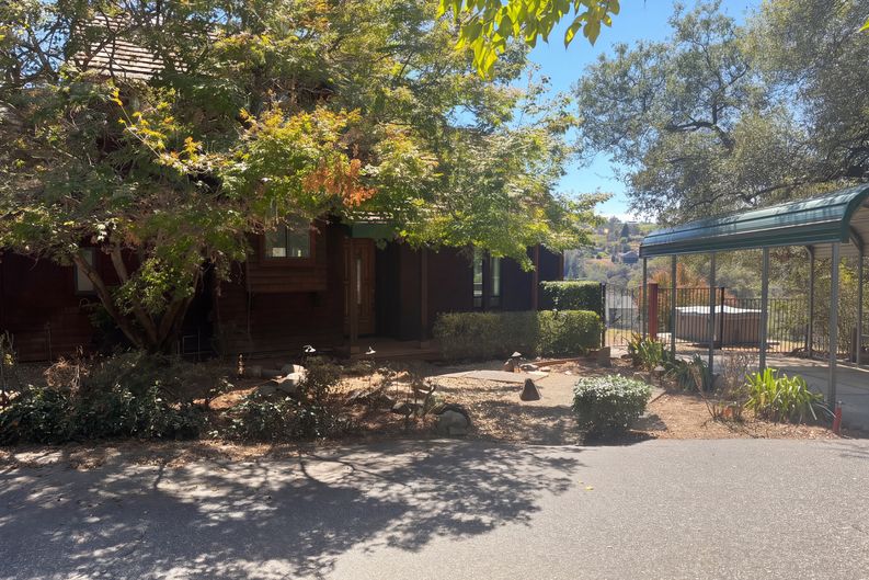 Photo 32 of 35 of 8384 Woodman Ln, Newcastle, CA