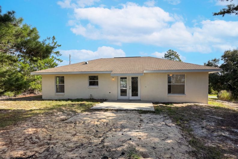 Photo 5 of 25 of 17956 SW 25th Avenue Rd, Ocala, FL