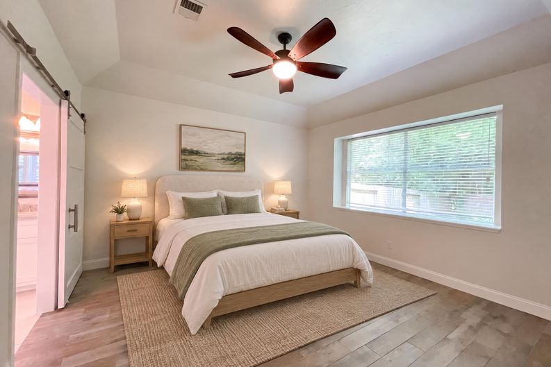 Photo 4 of 20 of 7107 Sweet Violet Trl, Humble, TX