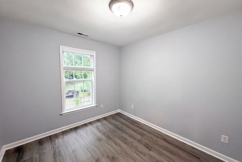 Photo 9 of 17 of 5400 Tanglewood Pine Ln, Raleigh, NC