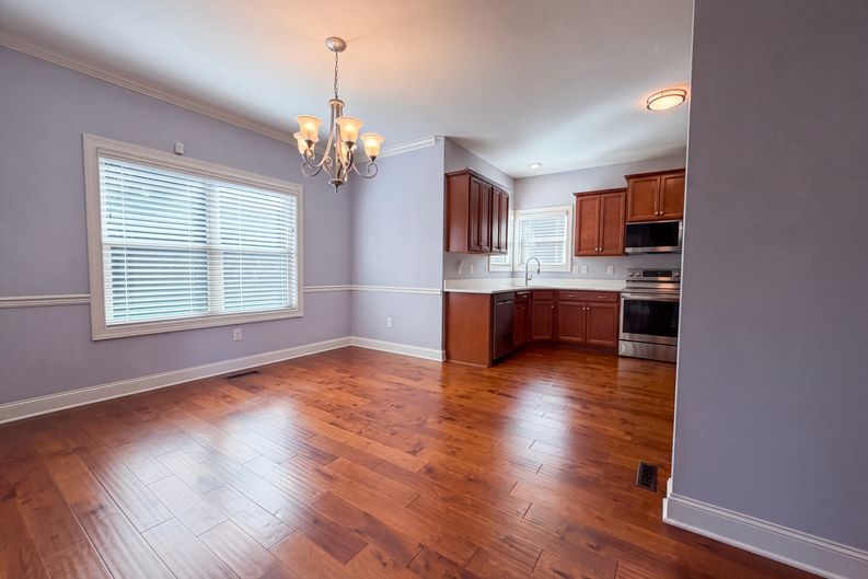 Photo 6 of 17 of 234 Hickory Pointe Dr, Lebanon, TN