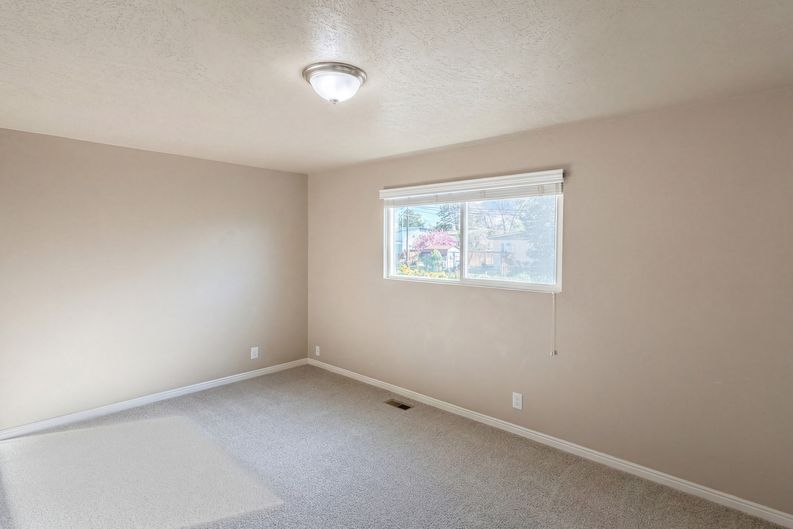 Photo 14 of 28 of 67 S 470 E, Orem, UT