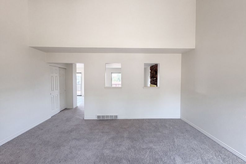 Photo 14 of 38 of 8273 W Plymouth Pl, Littleton, CO