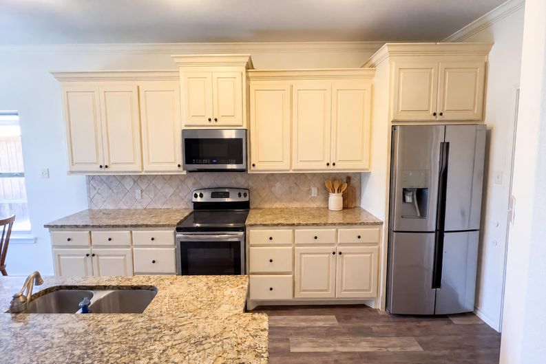 Photo 13 of 27 of 8809 10th St, Lubbock, TX