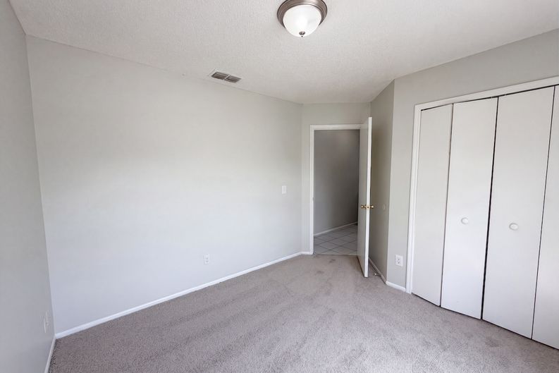 Photo 12 of 22 of 1611 Callie Ct, Apopka, FL