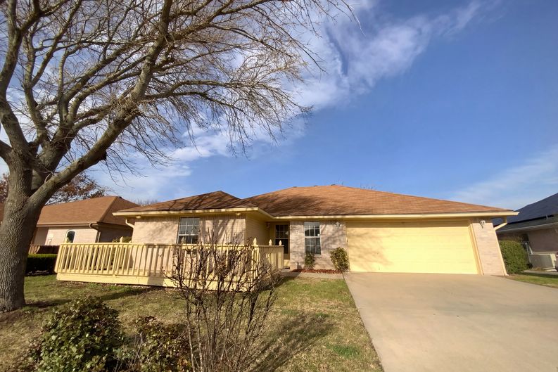 Photo 10 of 21 of 4307 Blueduck Dr, Killeen, TX