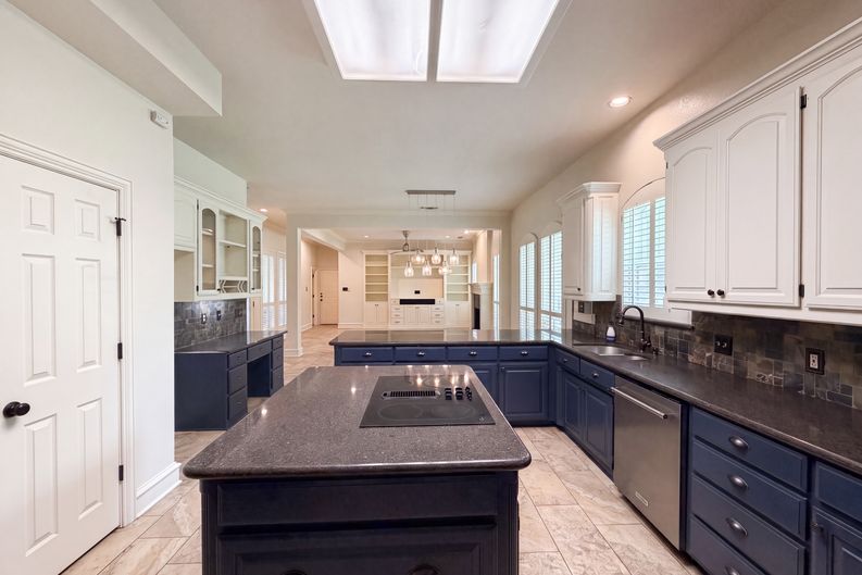 Photo 18 of 38 of 4606 Mill Wood Dr, Colleyville, TX