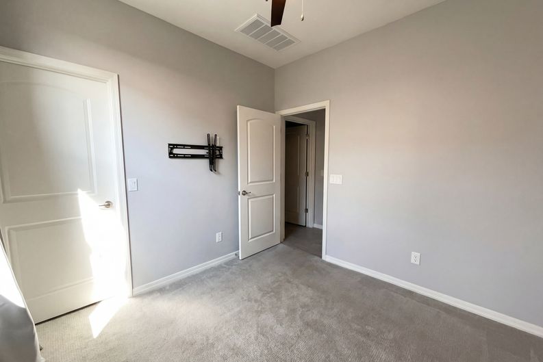 Photo 4 of 18 of 10647 W Goulding Dr, Marana, AZ