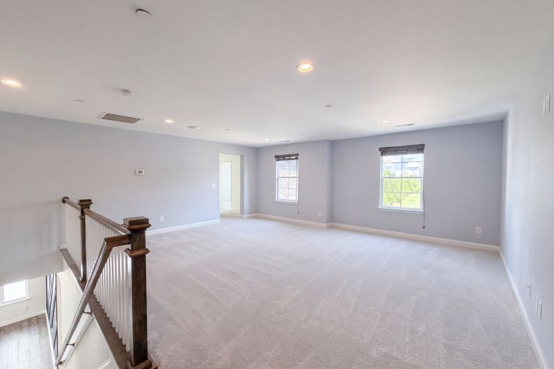 Photo 26 of 33 of 1113 McClellan Ln, Nolensville, TN