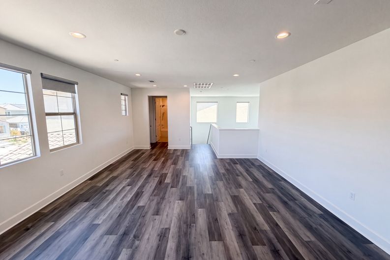 Photo 8 of 43 of 17698 Col Ranch Dr, Riverside, CA