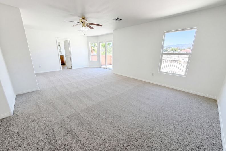 Photo 4 of 27 of 4220 Iris Pearl Ave, North Las Vegas, NV
