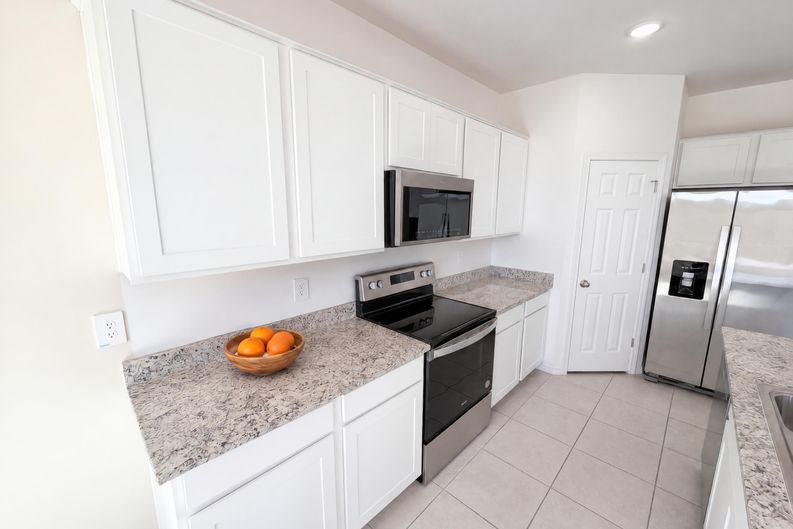 Photo 7 of 29 of 4617 S 108th Ave, Tolleson, AZ