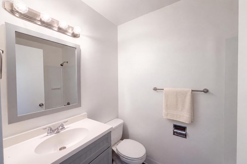 Photo 13 of 21 of 465 SW 139th Ave, Beaverton, OR
