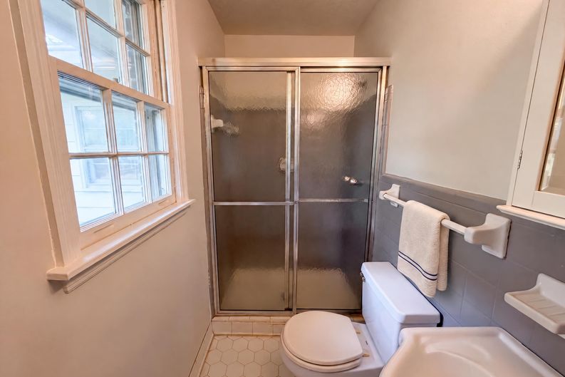 Photo 18 of 21 of 1276 Robin Rd NE, Conyers, GA