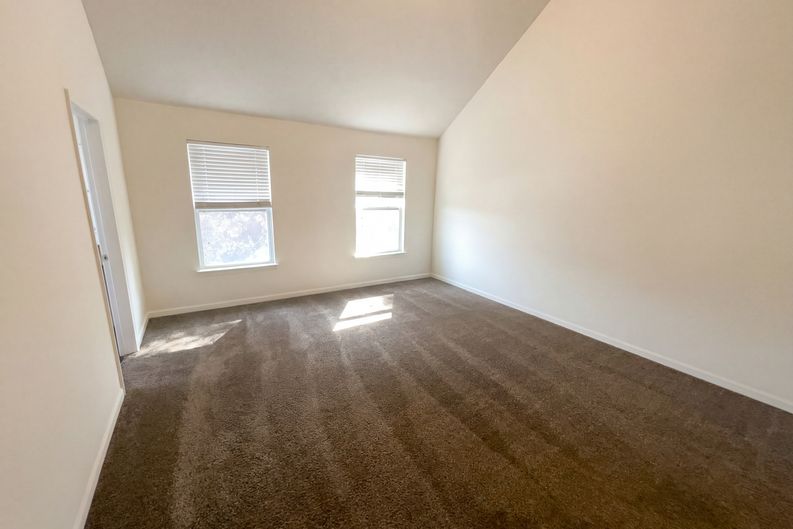 Photo 15 of 22 of 1630 Tigris Ct, Atlanta, GA