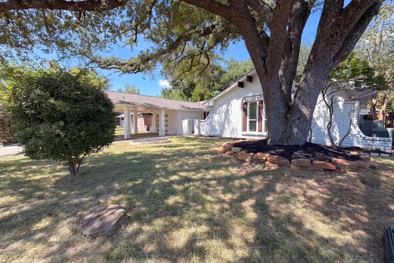 Photo 6 of 35 of 1114 Forestburg Dr, Houston, TX