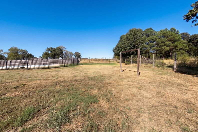 Photo 36 of 42 of 4120 S Choctaw Rd, Choctaw, OK