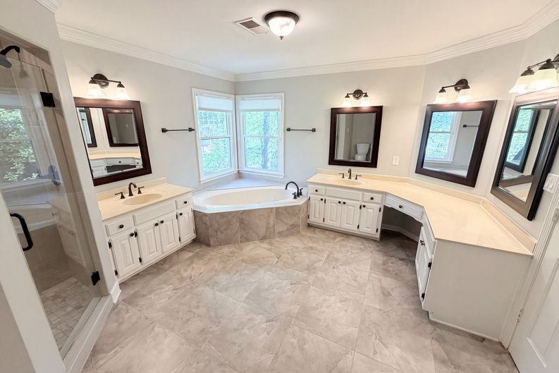 Photo 31 of 58 of 984 Forest Pond Ct, Marietta, GA