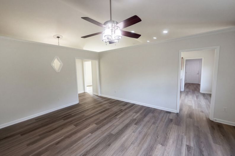 Photo 7 of 32 of 1415 Faith Meadows Ln, Asheboro, NC