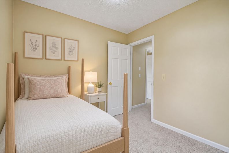 Photo 26 of 34 of 2321 Murdock Rd, Marietta, GA