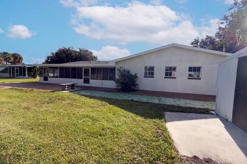 Photo 27 of 33 of 6501 Fort Pierce Blvd, Fort Pierce, FL