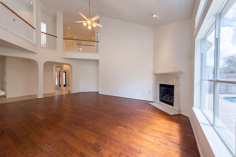 Photo 6 of 40 of 25719 Shady Spruce Ln, Katy, TX