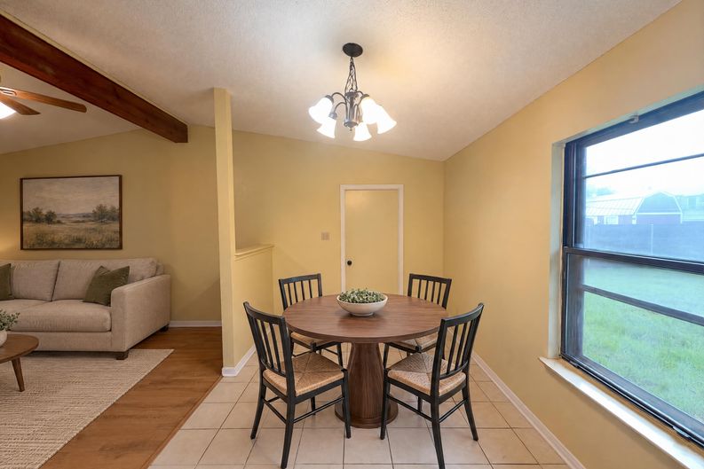 Photo 11 of 17 of 908 Hackberry St, Copperas Cove, TX