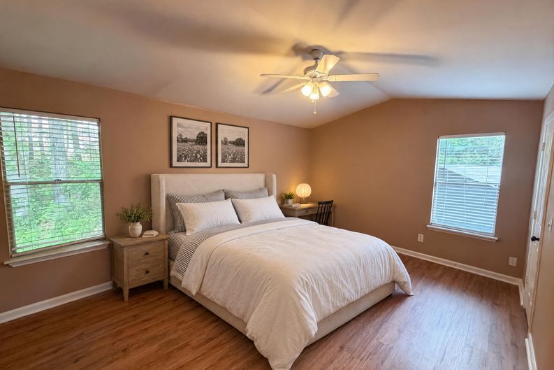 Photo 4 of 19 of 7020 Greenbower Ln, Atlanta, GA